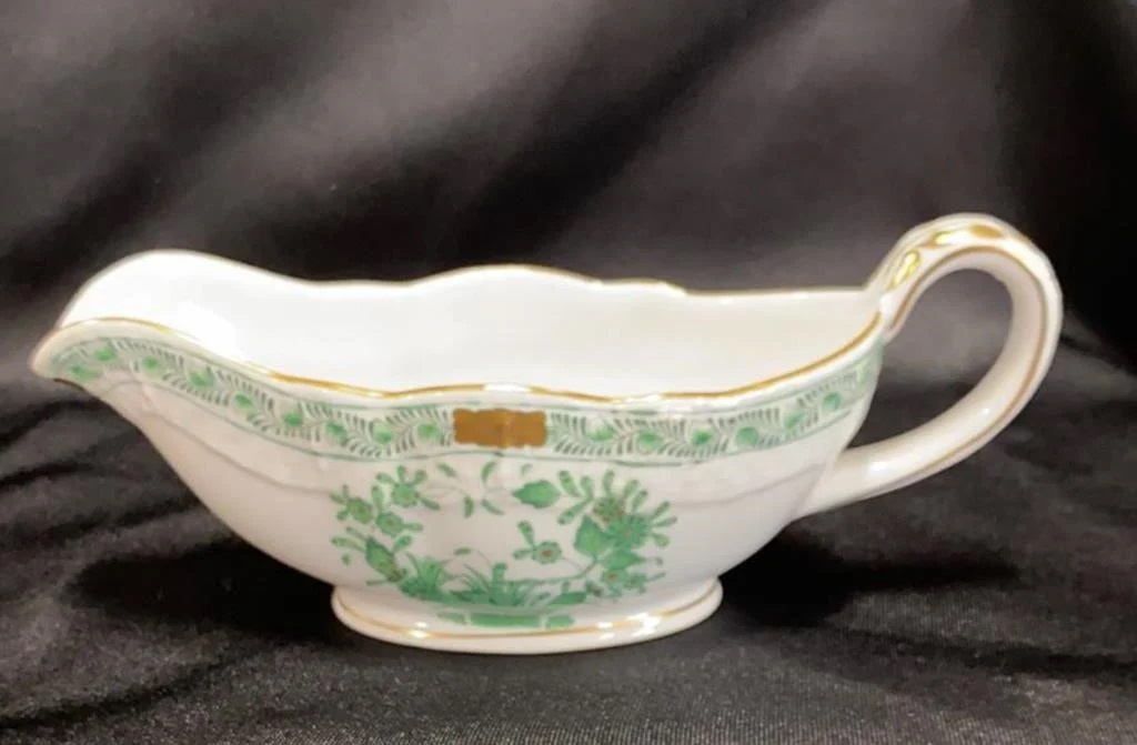 Cream-colored Herend gravy/sauce boat with a green Chinese bouquet design.